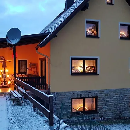 Waldhufenidyll Koenigswalde Im Erzgebirge * Konigswalde