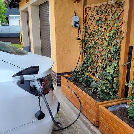 Waldhufenidyll Im Erzgebirge * Konigswalde